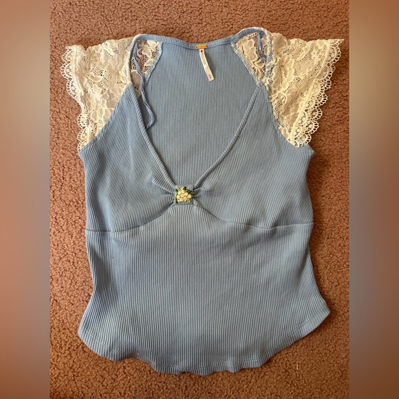 NWOT Free People Let’s Talk Baby Tee medium - Picture 3 of 6